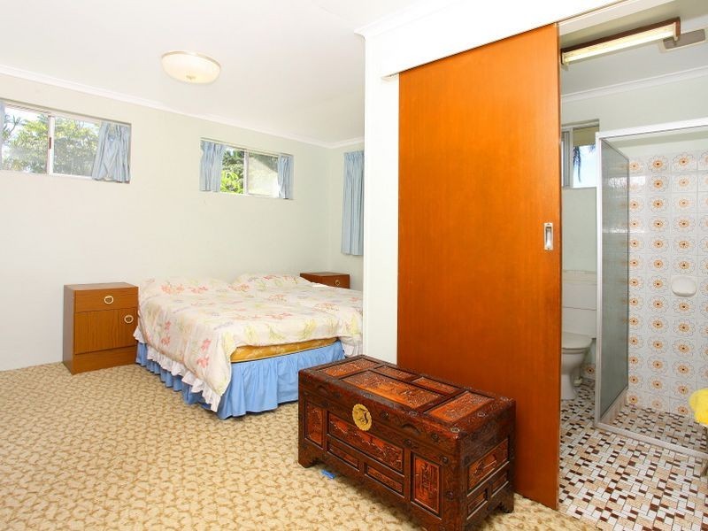 16 Maroong Crescent, Nerang QLD 4211