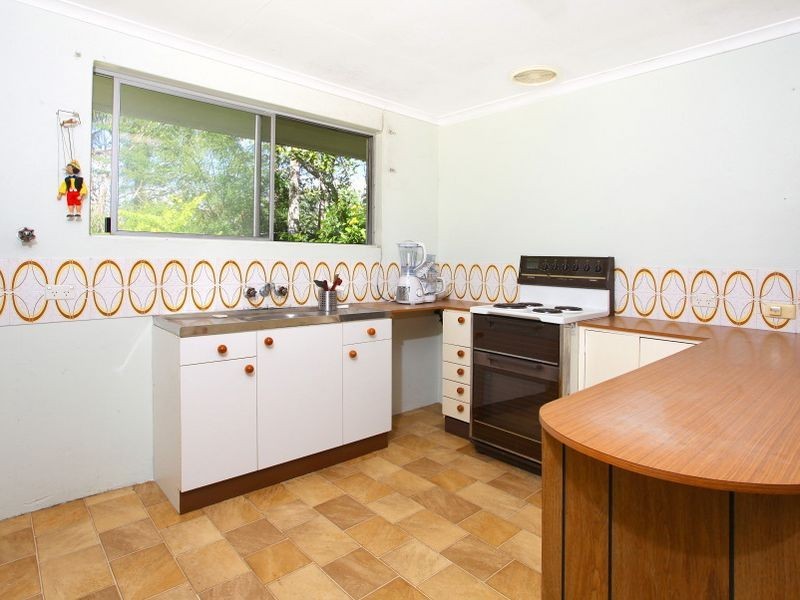 16 Maroong Crescent, Nerang QLD 4211