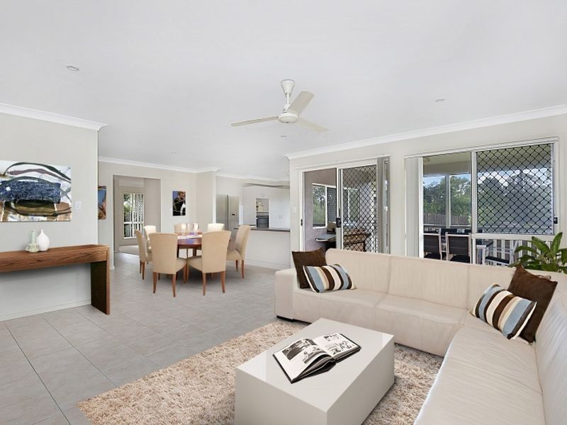 17 Tralee Court, Carrara QLD 4211