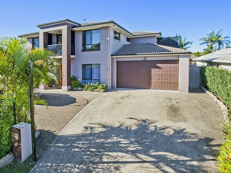 35 Wardoo Street, Southport QLD 4215