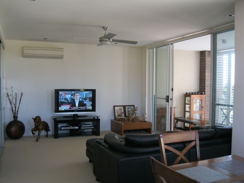 4011/3027 The Boulevard, Carrara QLD 4211