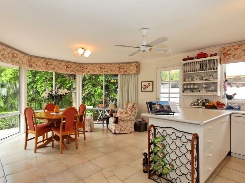 44 Hastings Crescent, Carrara QLD 4211