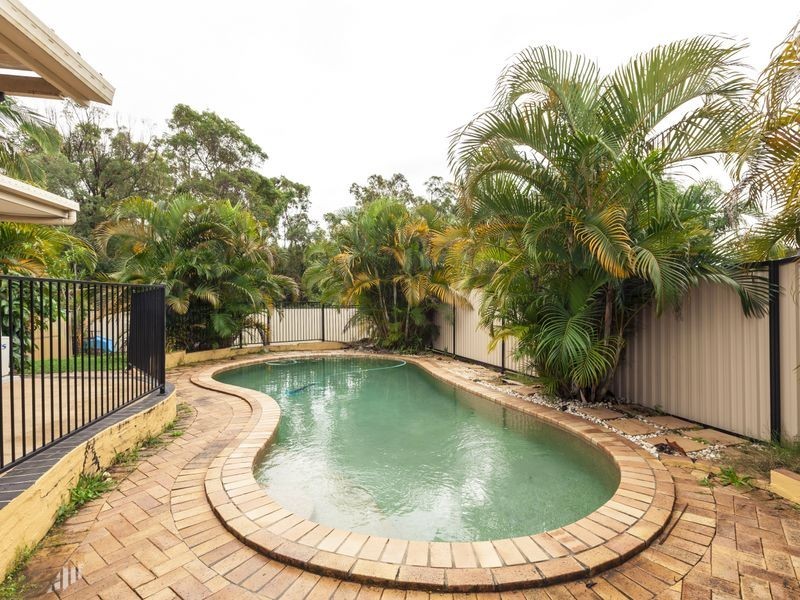 79 Alexander Drive, Highland Park QLD 4211