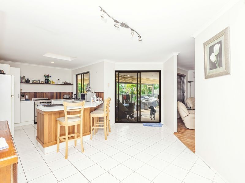 79 Alexander Drive, Highland Park QLD 4211