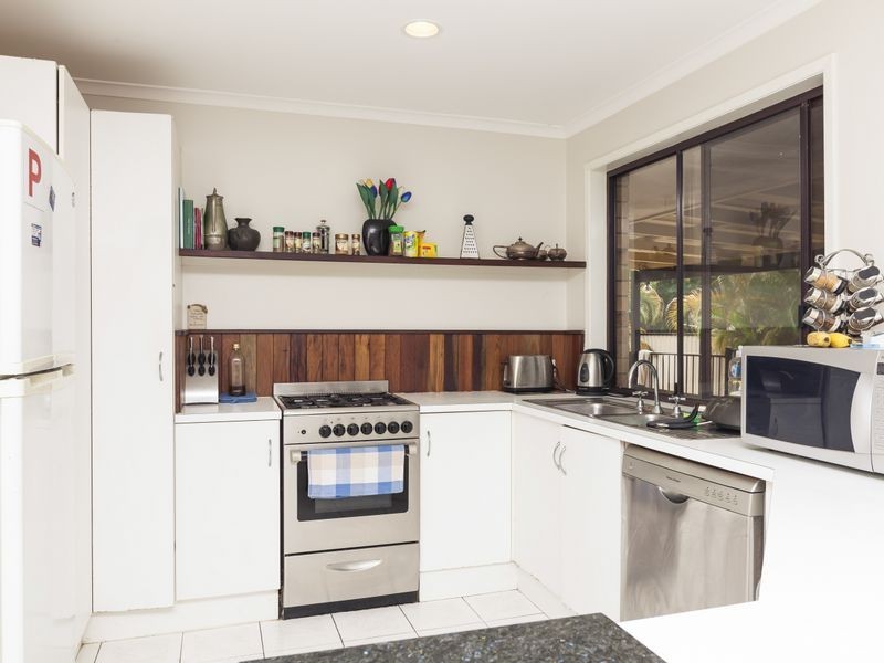 79 Alexander Drive, Highland Park QLD 4211