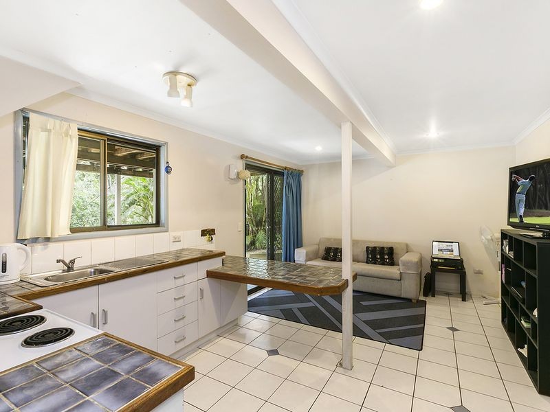 7 Windsor Place, Molendinar QLD 4214