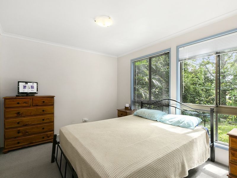 7 Windsor Place, Molendinar QLD 4214