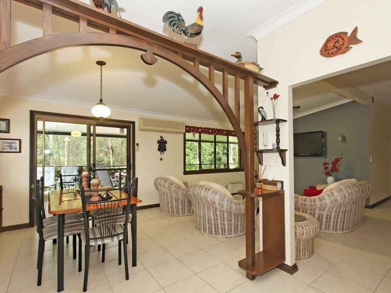 21 Josephine Terrace, Highland Park QLD 4211