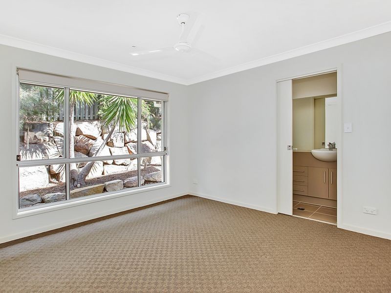 35 Kelsey Circuit, Nerang QLD 4211