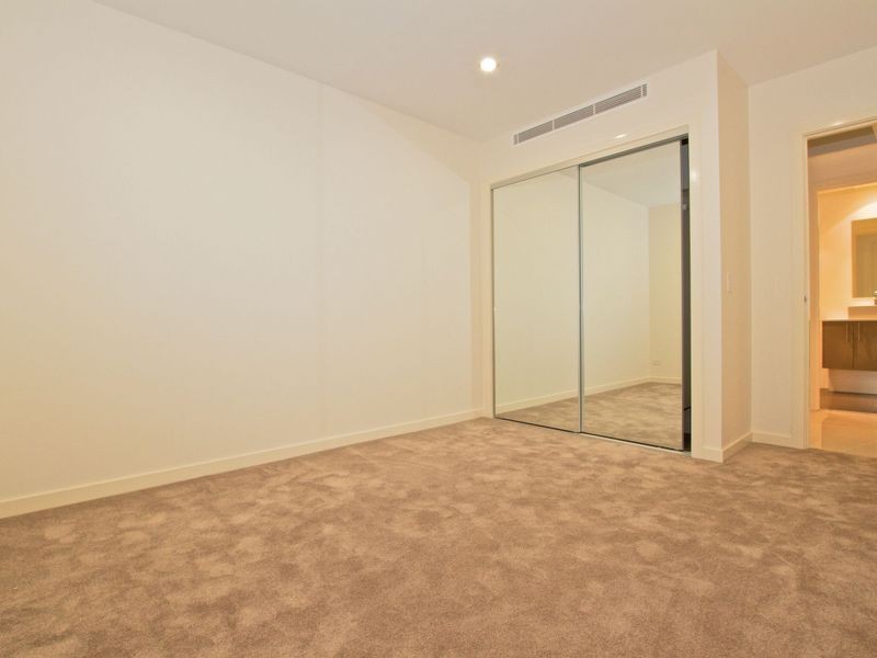 21 ‘Quay Views’ Emerald Islands Drive, Carrara QLD 4211