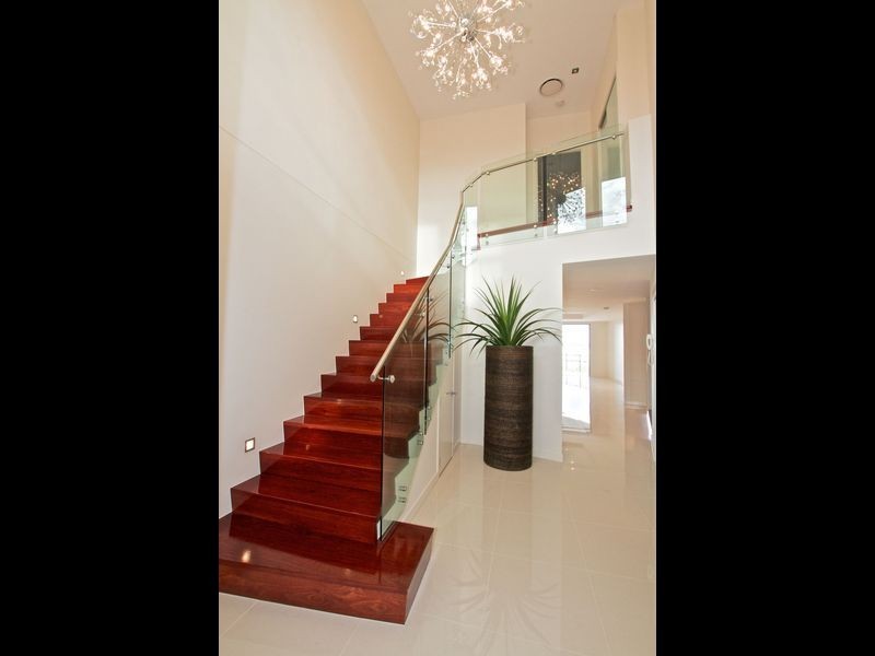21 ‘Quay Views’ Emerald Islands Drive, Carrara QLD 4211