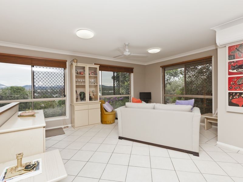 1/72 Paddington Drive, Carrara QLD 4211