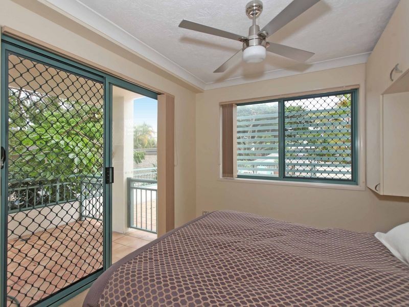 2/9 Stanhill Drive, Surfers Paradise QLD 4217