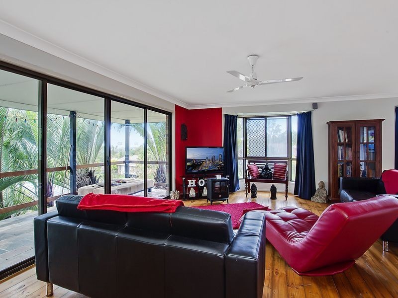 10 Kilmarnock Close, Highland Park QLD 4211