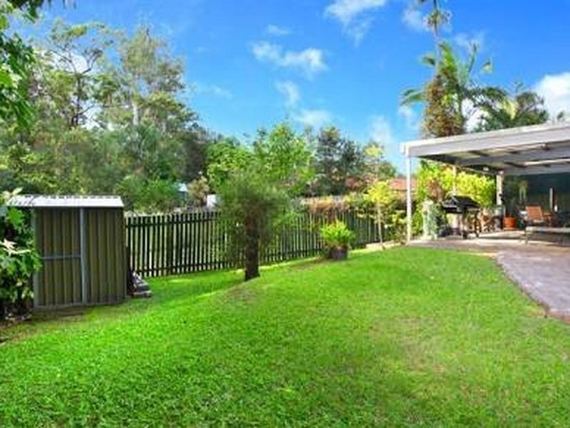 2/4 Gumbeel Court, Highland Park QLD 4211