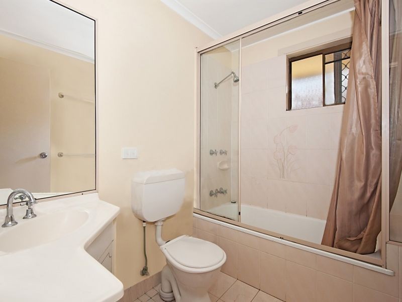 7 Muston Court, Carrara QLD 4211