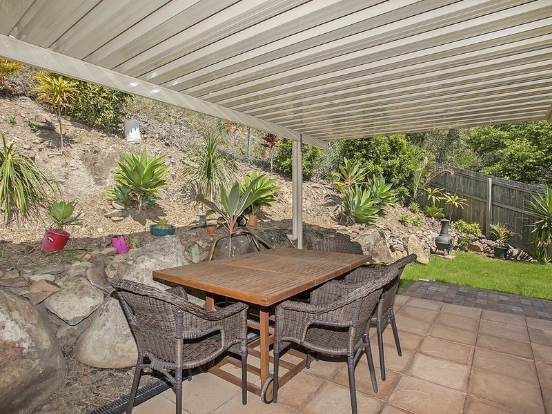 2/72 Paddington Drive, Carrara QLD 4211