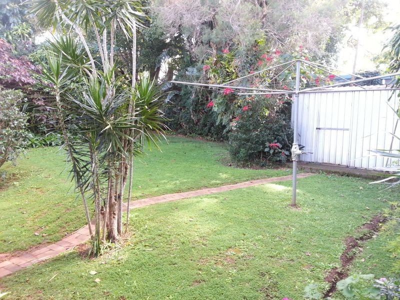 34 Nerang-Broadbeach Road, Nerang QLD 4211