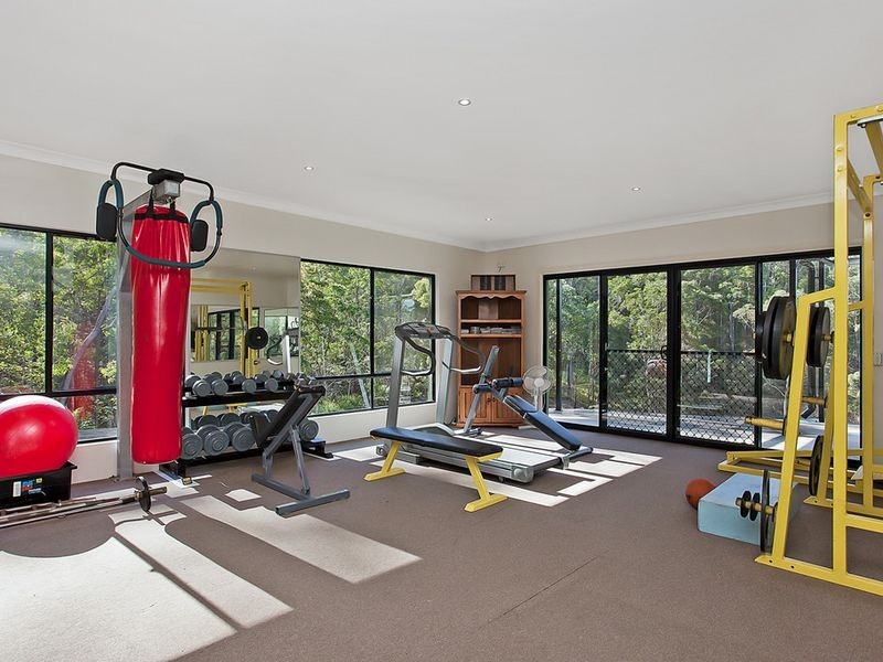 60 Parkway Drive, Advancetown QLD 4211