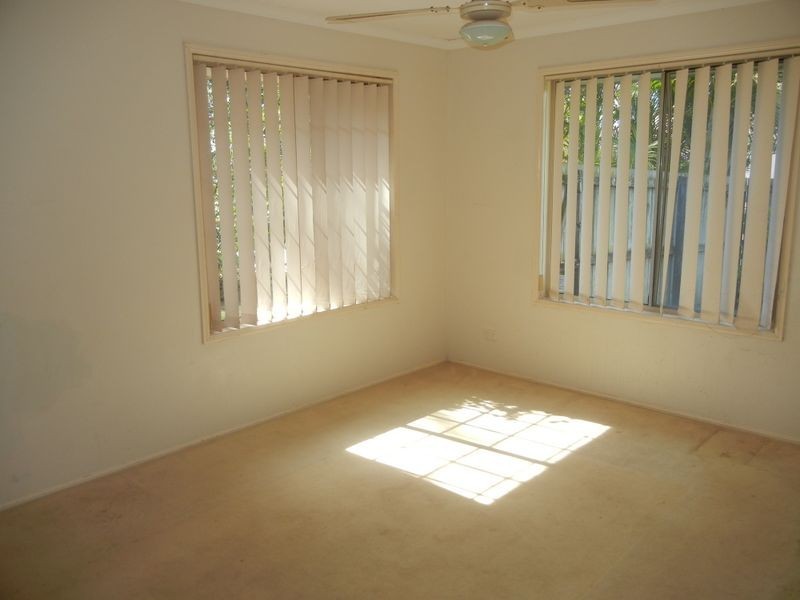26 Oakdale Avenue, Nerang QLD 4211