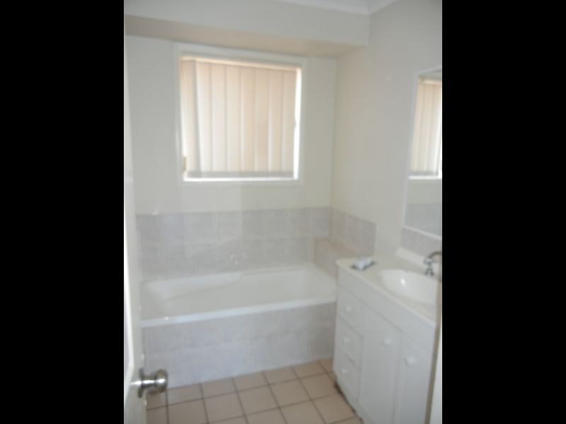 26 Oakdale Avenue, Nerang QLD 4211