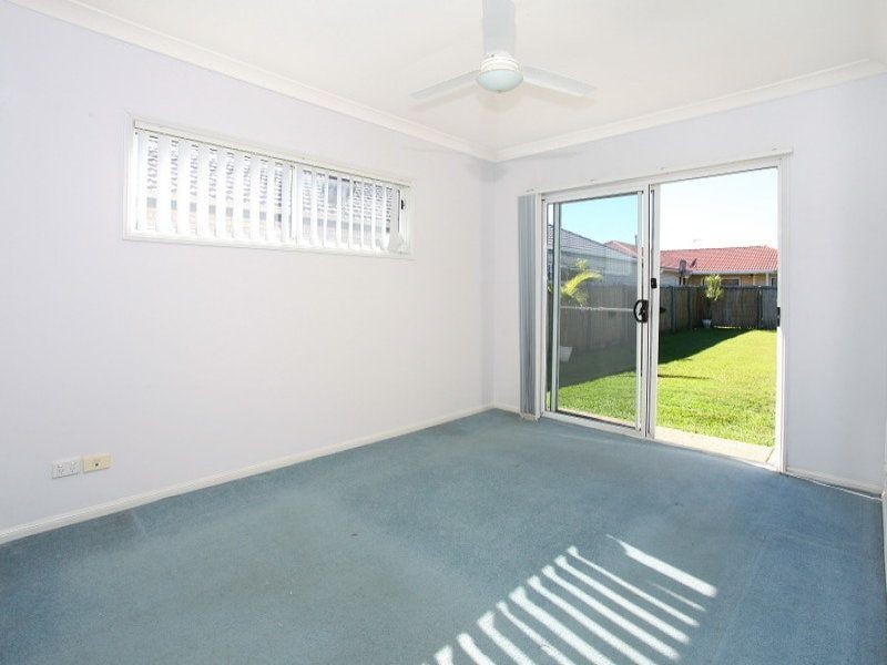 8 Linda Way, Upper Coomera QLD 4209