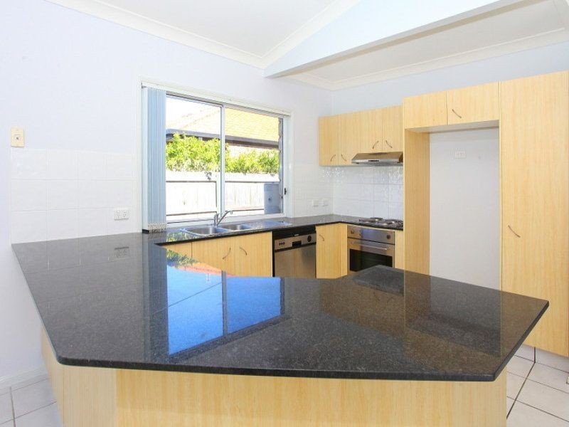 8 Linda Way, Upper Coomera QLD 4209