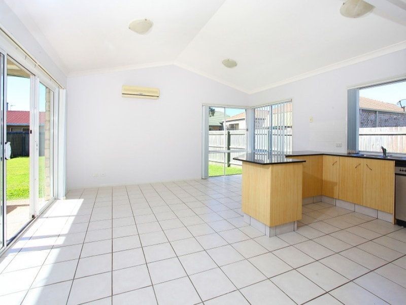 8 Linda Way, Upper Coomera QLD 4209