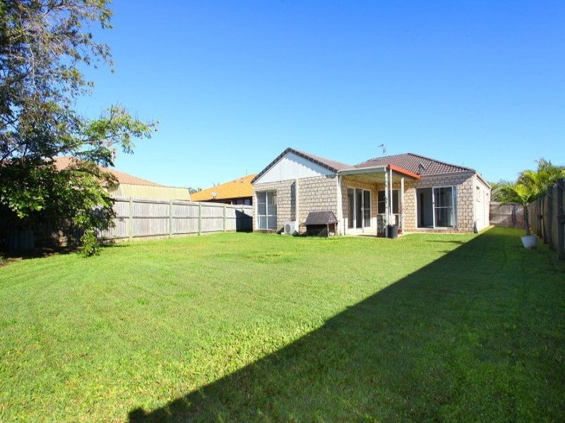 8 Linda Way, Upper Coomera QLD 4209