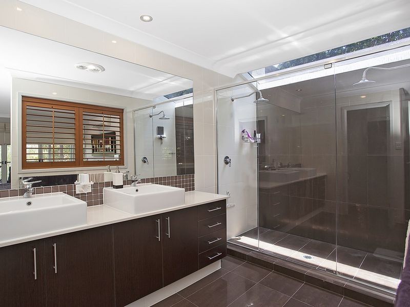 7 Tara Vista Boulevard, Highland Park QLD 4211