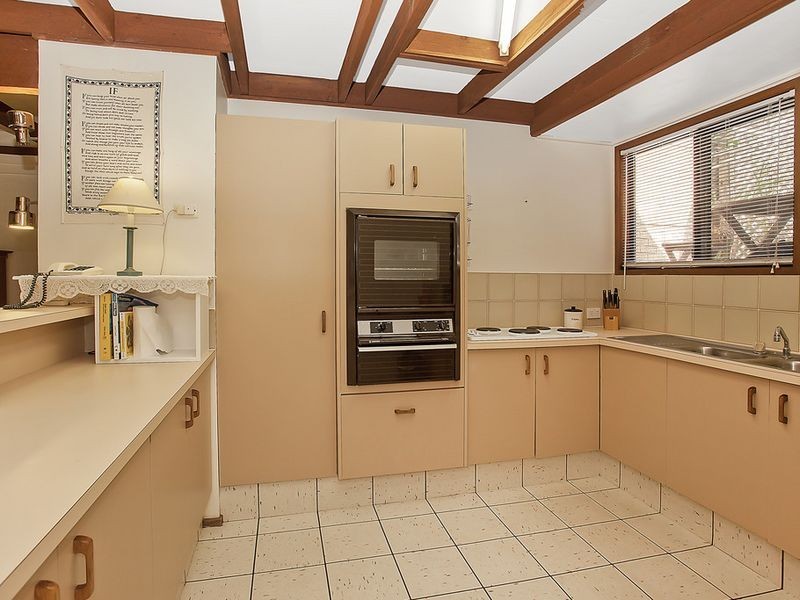 4/1B Mcleod Street, Highland Park QLD 4211