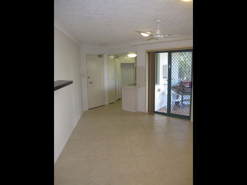 2/9 Stanhill Drive, Surfers Paradise QLD 4217