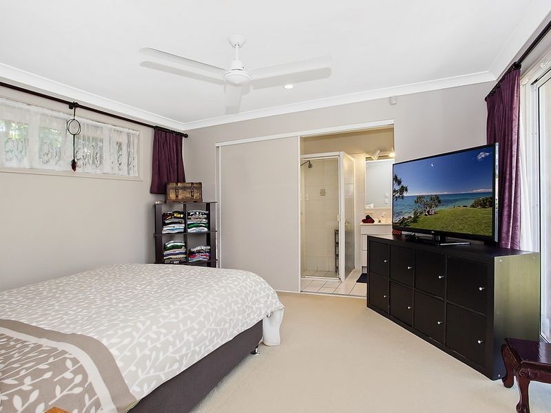 5 Glengarry Close, Highland Park QLD 4211