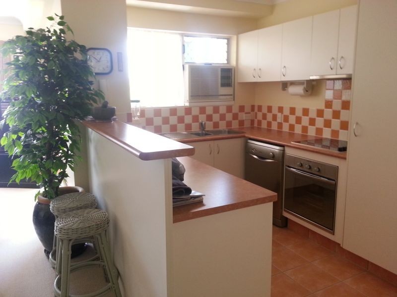 8/31-33 Mawarra Street, Surfers Paradise QLD 4217