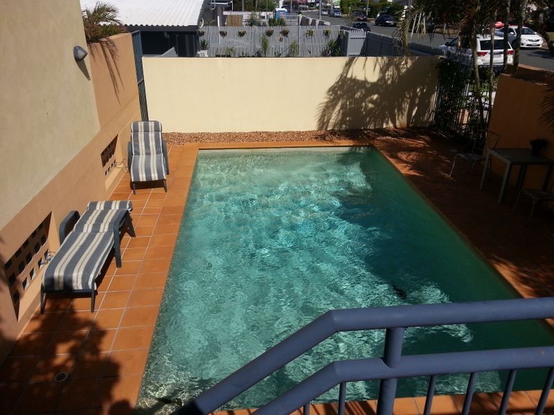 8/31-33 Mawarra Street, Surfers Paradise QLD 4217