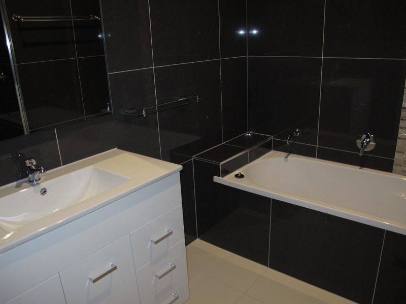 1 Sunbird Court, Gilston QLD 4211