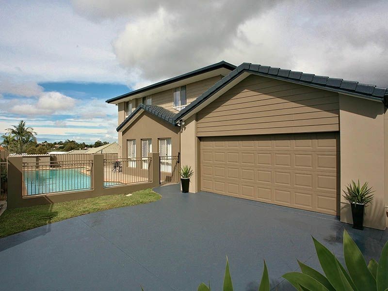 19 Trafalgar Street, Highland Park QLD 4211