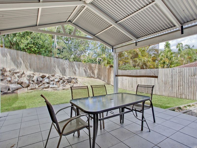 13 Richard Crescent, Highland Park QLD 4211
