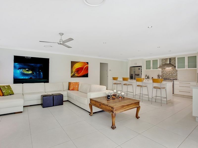 42 Brookfield Court, Nerang QLD 4211