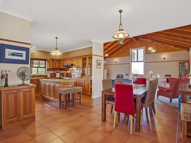 11 Padauk Drive, Nerang QLD 4211