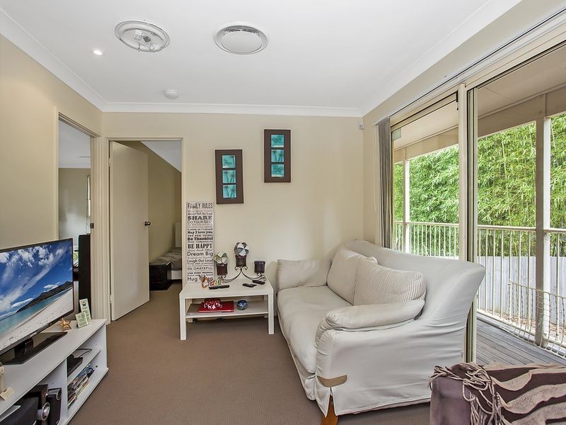 4 Wundowie Street, Nerang QLD 4211