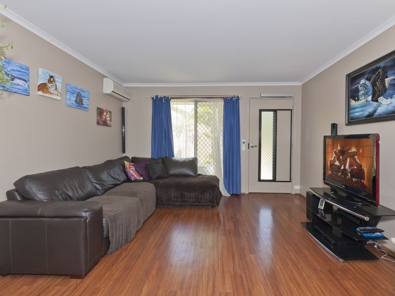 8/13 Galloway Drive, Ashmore QLD 4214
