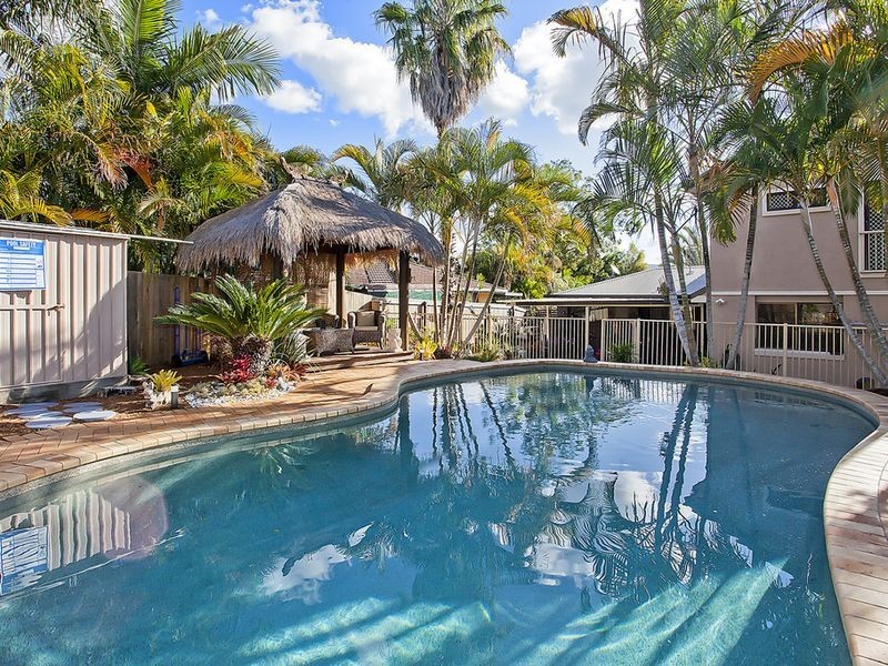12 Bartlett Avenue, Nerang QLD 4211