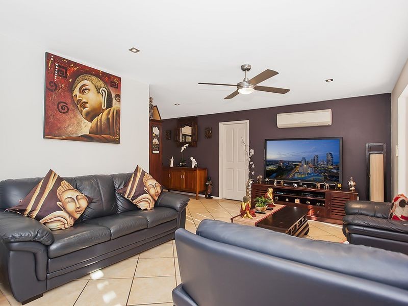 12 Bartlett Avenue, Nerang QLD 4211