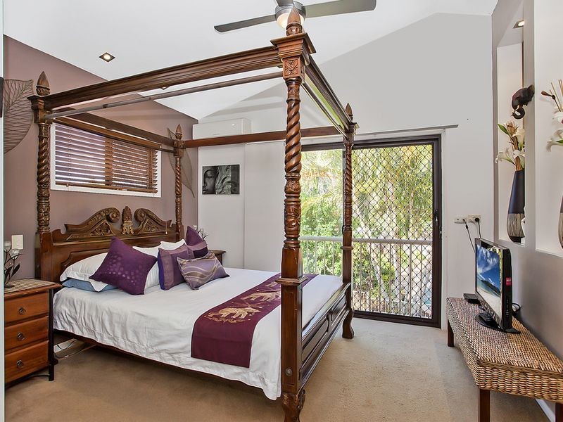12 Bartlett Avenue, Nerang QLD 4211