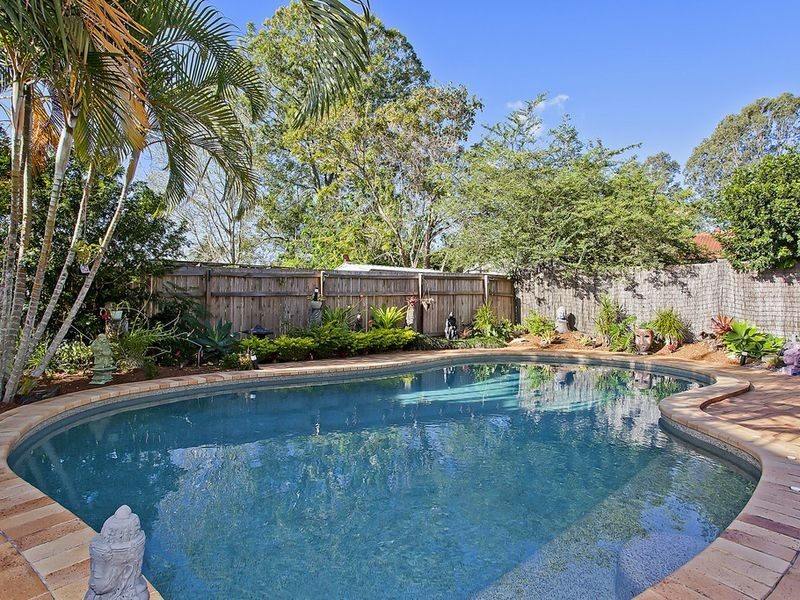 12 Bartlett Avenue, Nerang QLD 4211