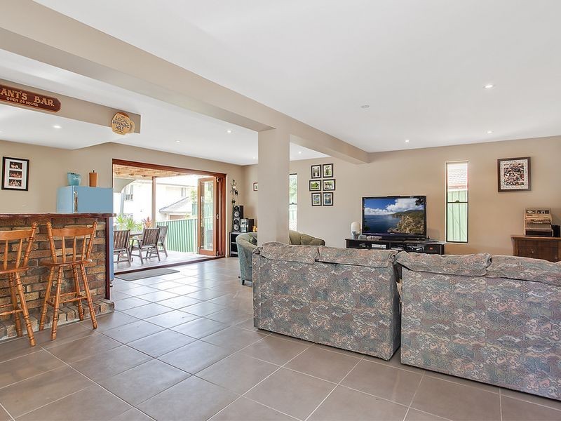 82 Alison Road, Carrara QLD 4211