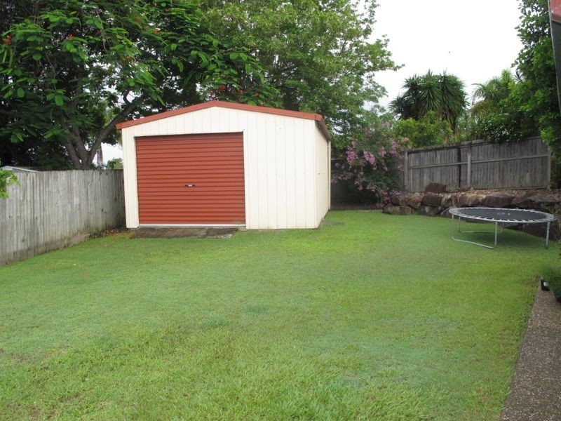 11 Lancaster Court, Nerang QLD 4211