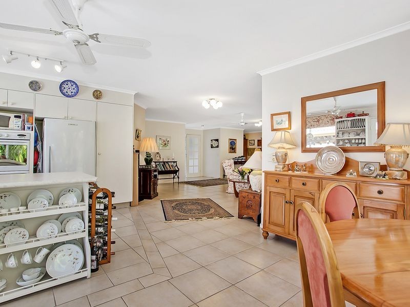 44 Hastings Crescent, Carrara QLD 4211