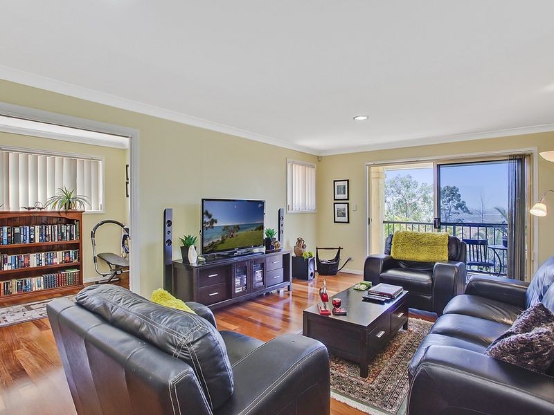 91 Armstrong Way, Highland Park QLD 4211